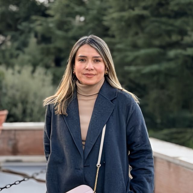 Web Design, Hosting & Domains 18 Gina